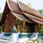 Mosaic Tree of Life - Wat xieng thong