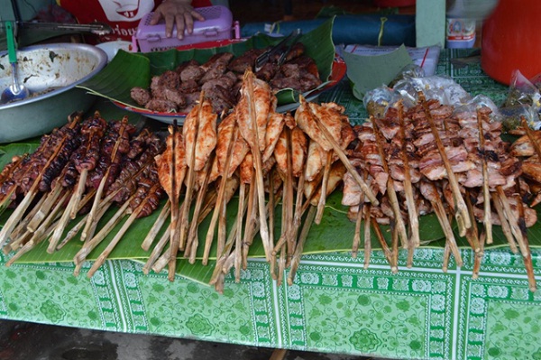 Skewers are favorite street foods in Laos