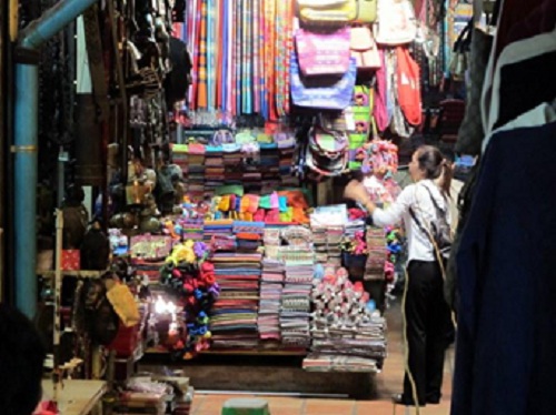 Talat Sao morning market