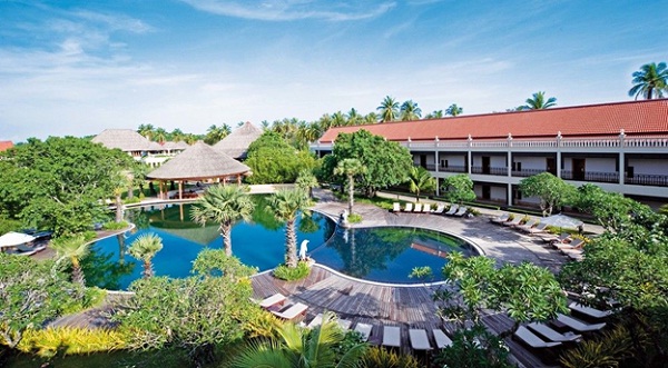 Swimming pool in Lakeside By Sokha Beach Resort