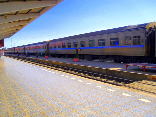 Train to Laos