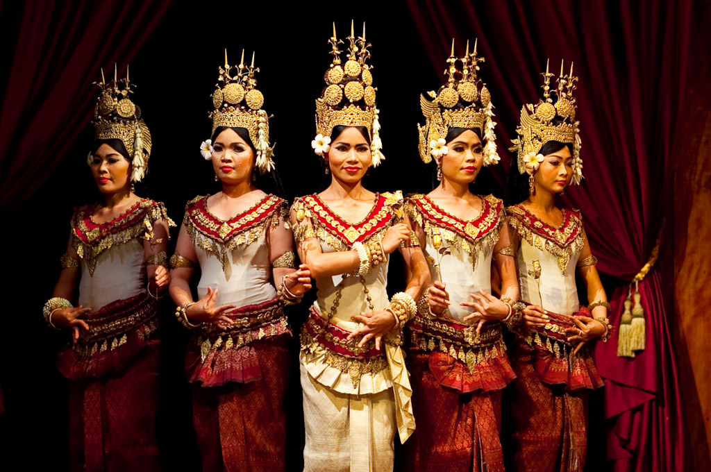 Apsaras Dance & Dinner Shows